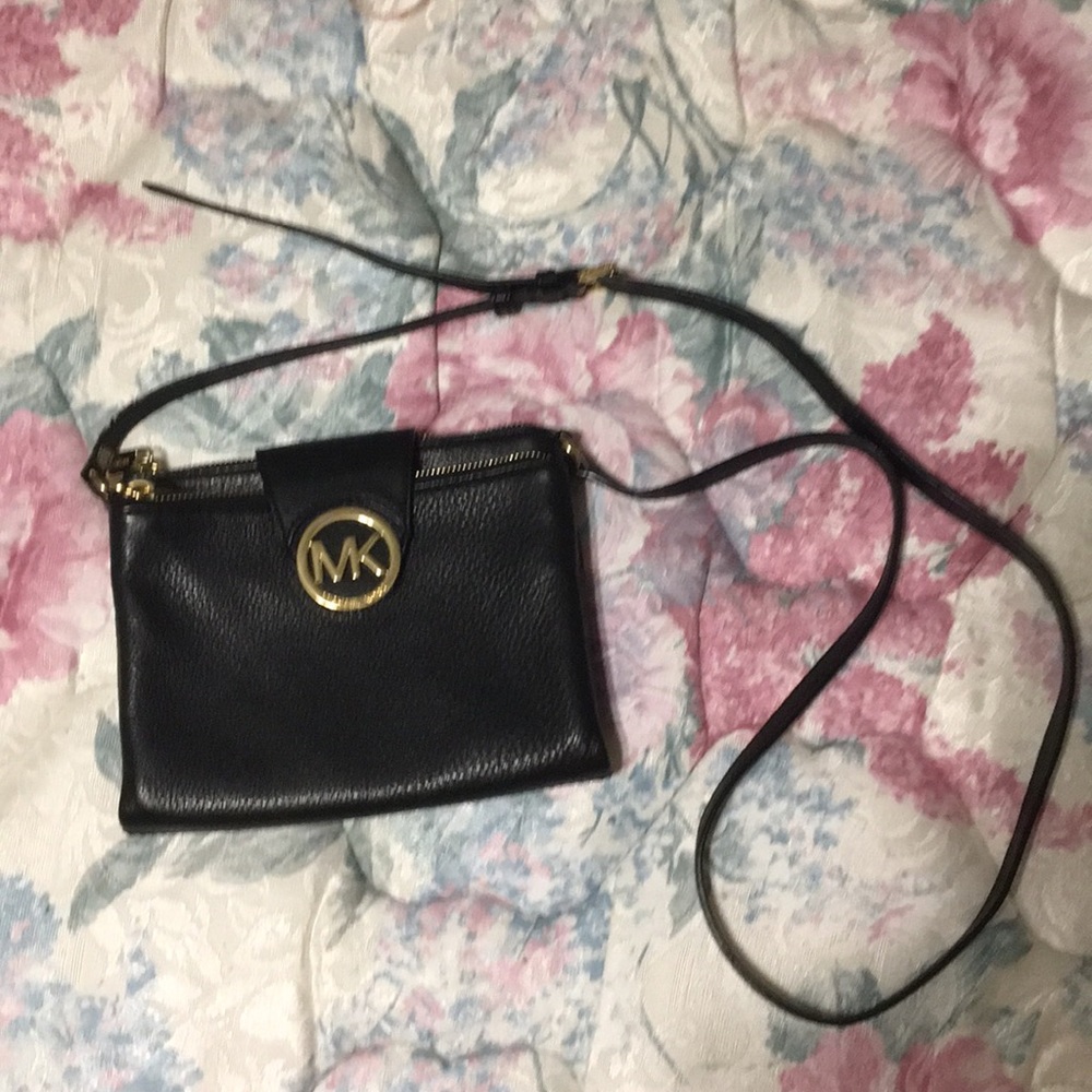 Black Michael Kors crossbody